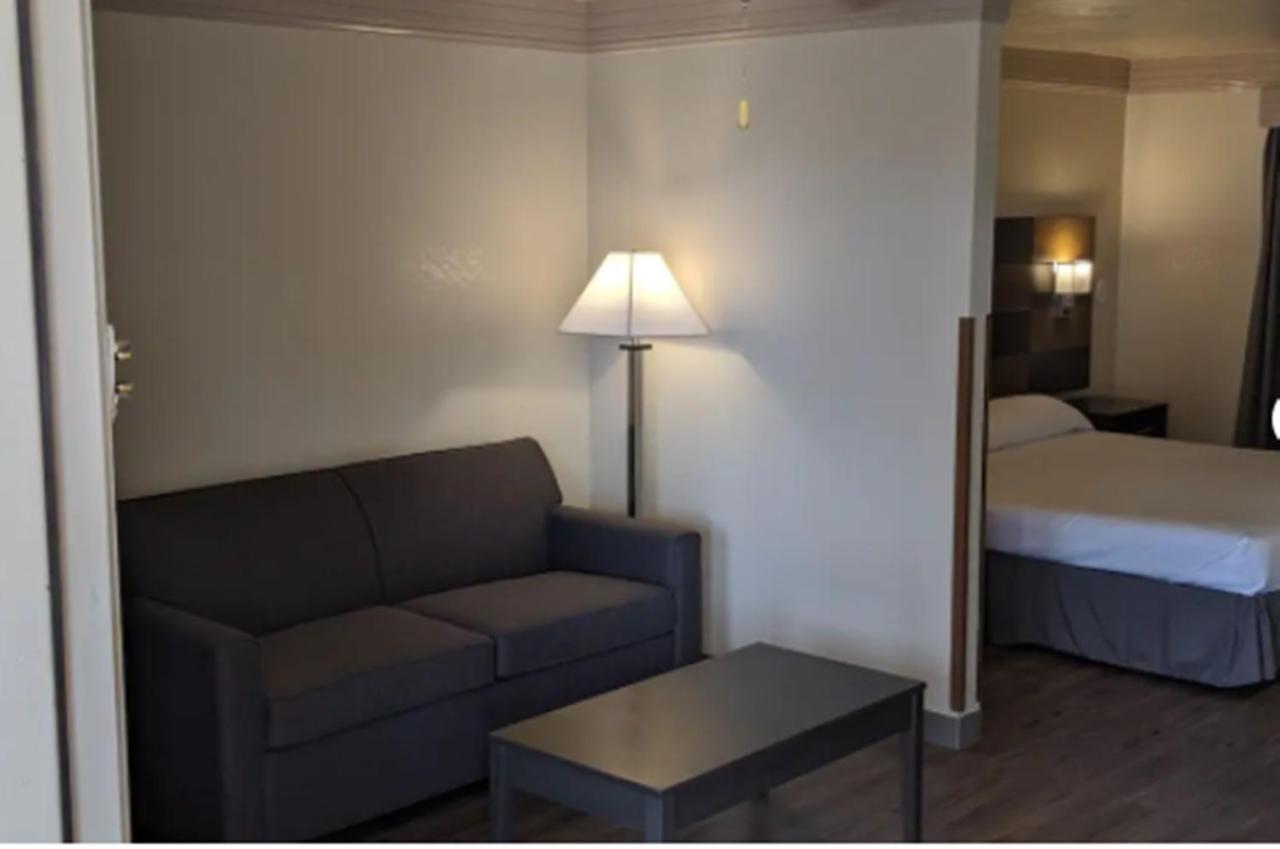 Atrium Inn Fort Stockton Buitenkant foto