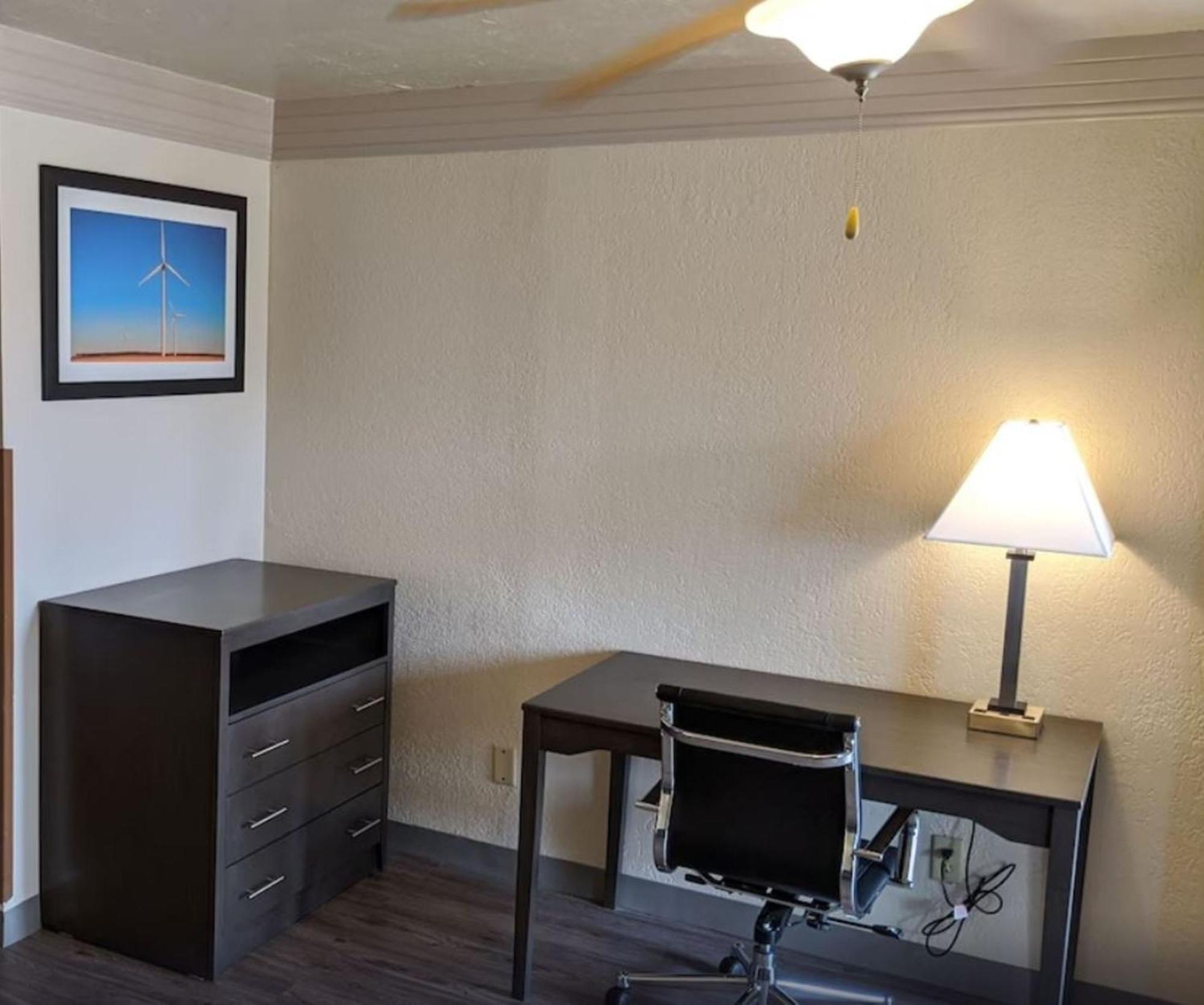 Atrium Inn Fort Stockton Buitenkant foto