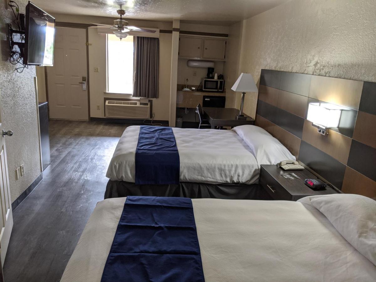 Atrium Inn Fort Stockton Buitenkant foto