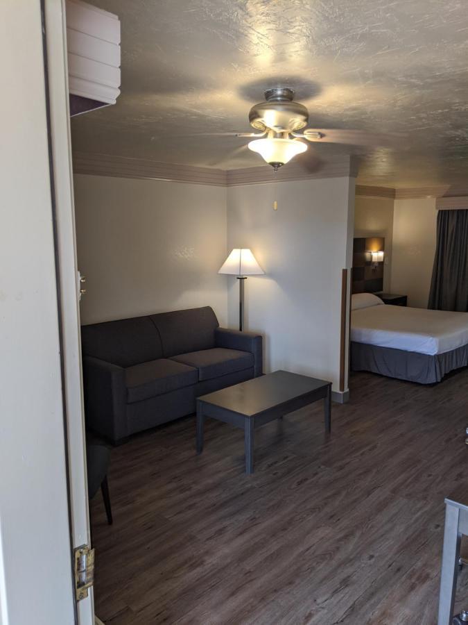 Atrium Inn Fort Stockton Buitenkant foto