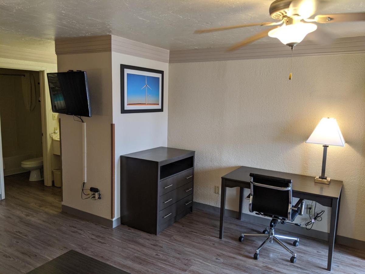 Atrium Inn Fort Stockton Buitenkant foto